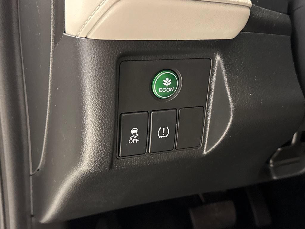 Used 2018 Honda HR-V EX image 22
