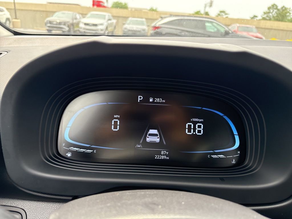 Certified 2023 Hyundai Venue SEL FWD image 16
