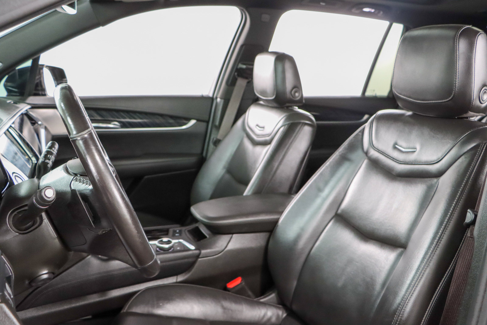 Used 2024 Cadillac XT6 Premium Luxury AWD/4WD image 24