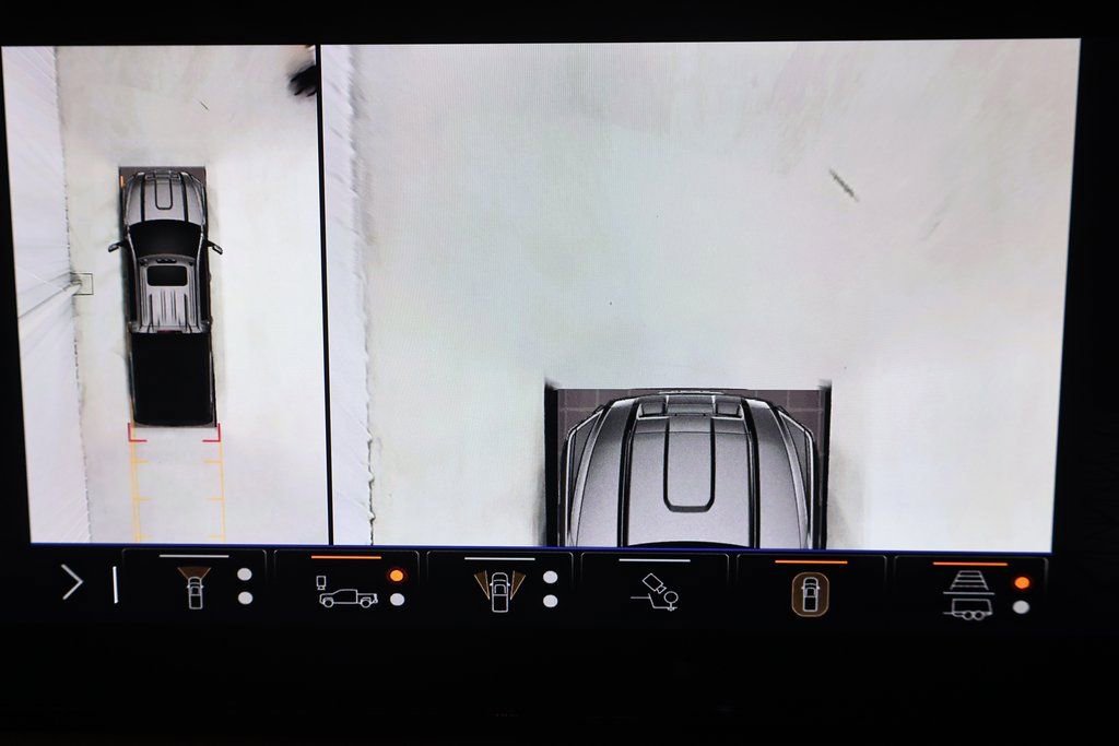 Used 2024 GMC Sierra 3500 Denali Ultimate image 31