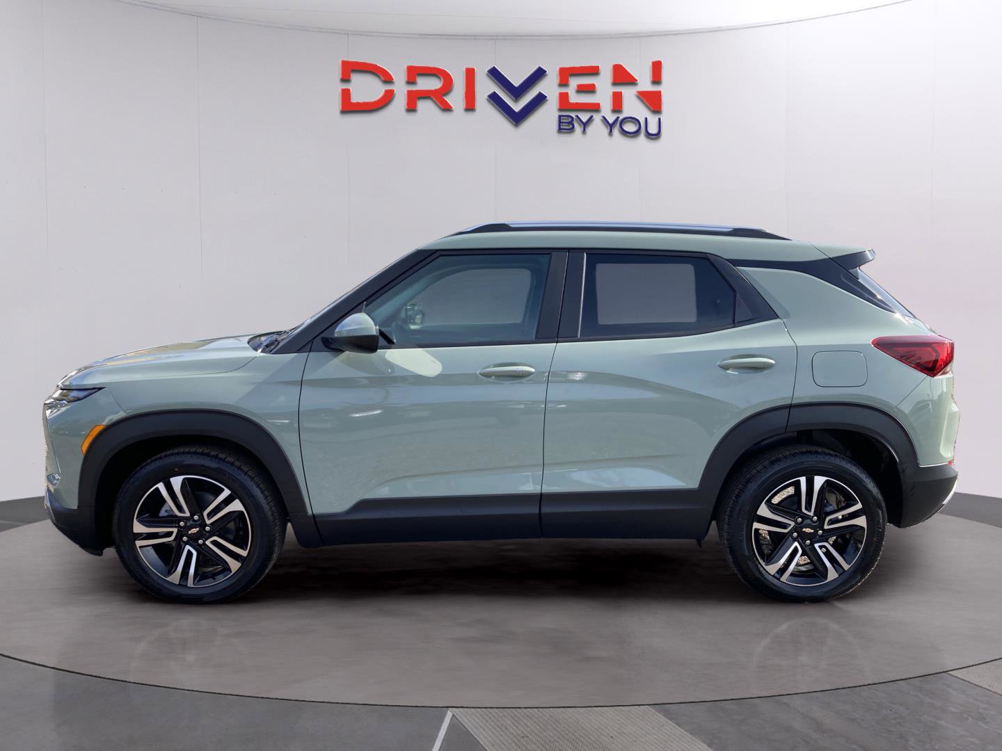 New 2026 Chevrolet TrailBlazer LT w/ Convenience Package image 2