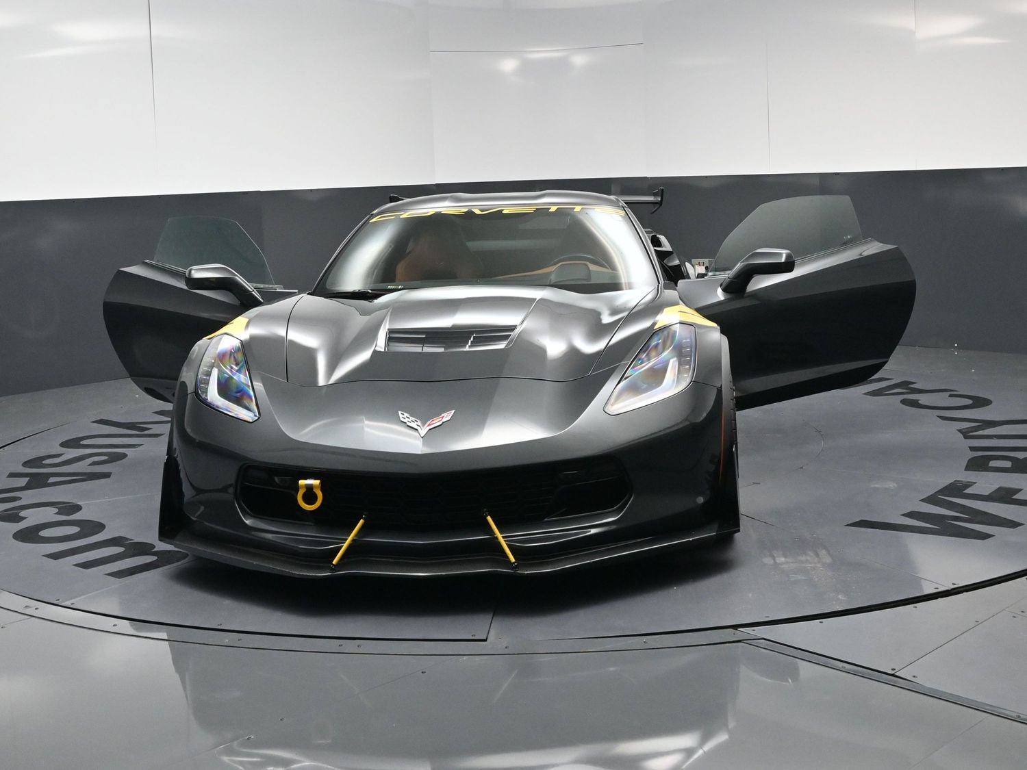 Used 2018 Chevrolet Corvette Grand Sport RWD image 25