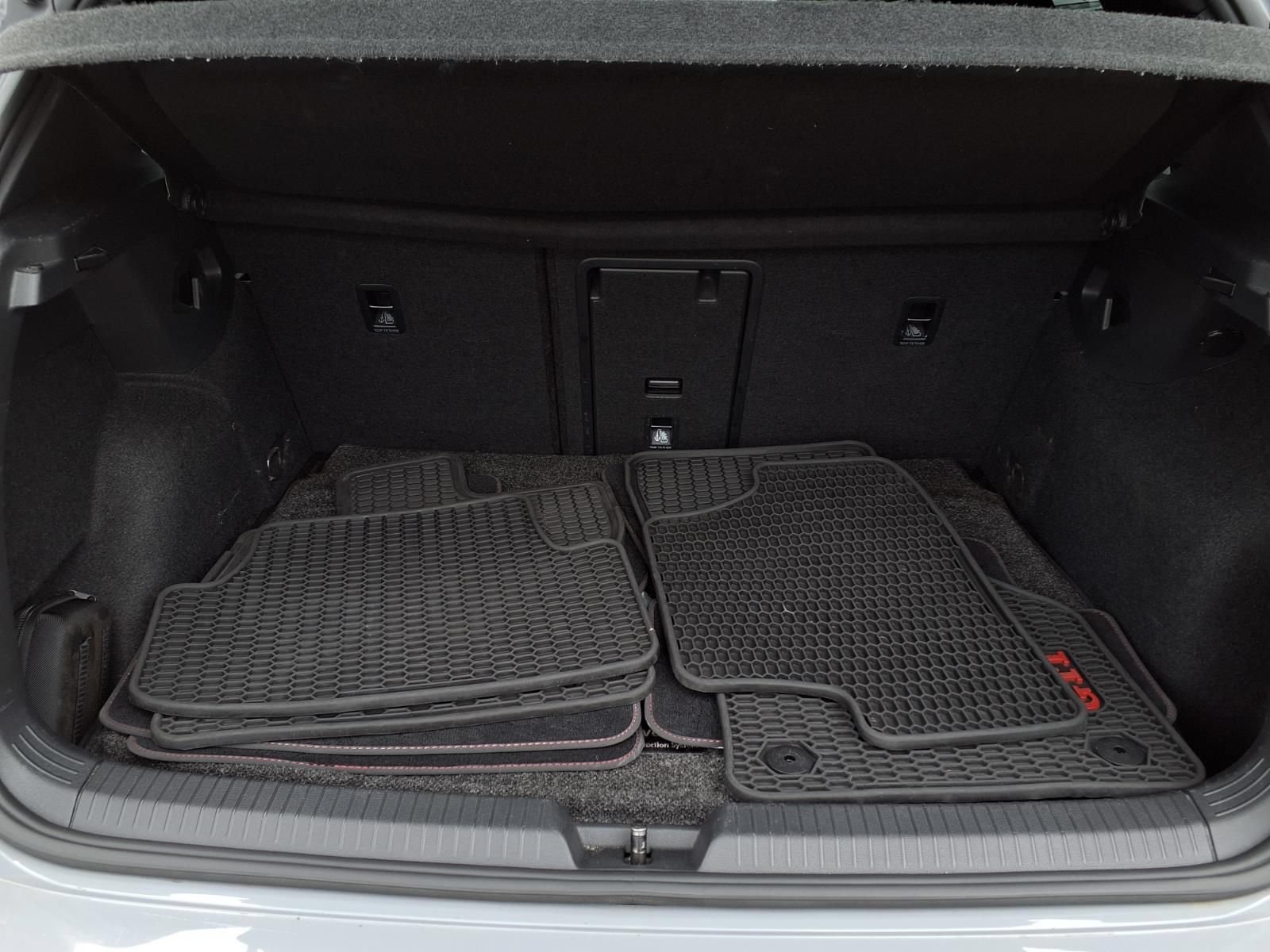 Used 2022 Volkswagen GTI SE FWD image 19