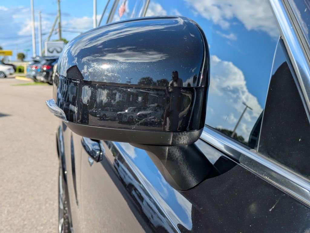 Used 2022 Volvo XC90 T5 Momentum w/ Protection Package Premier image 13