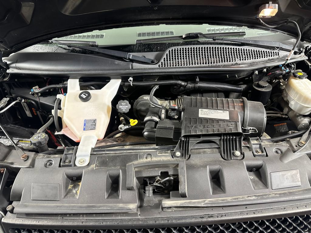 Used 2017 Chevrolet Express 3500 LT w/ LT Preferred Equipment Group image 10