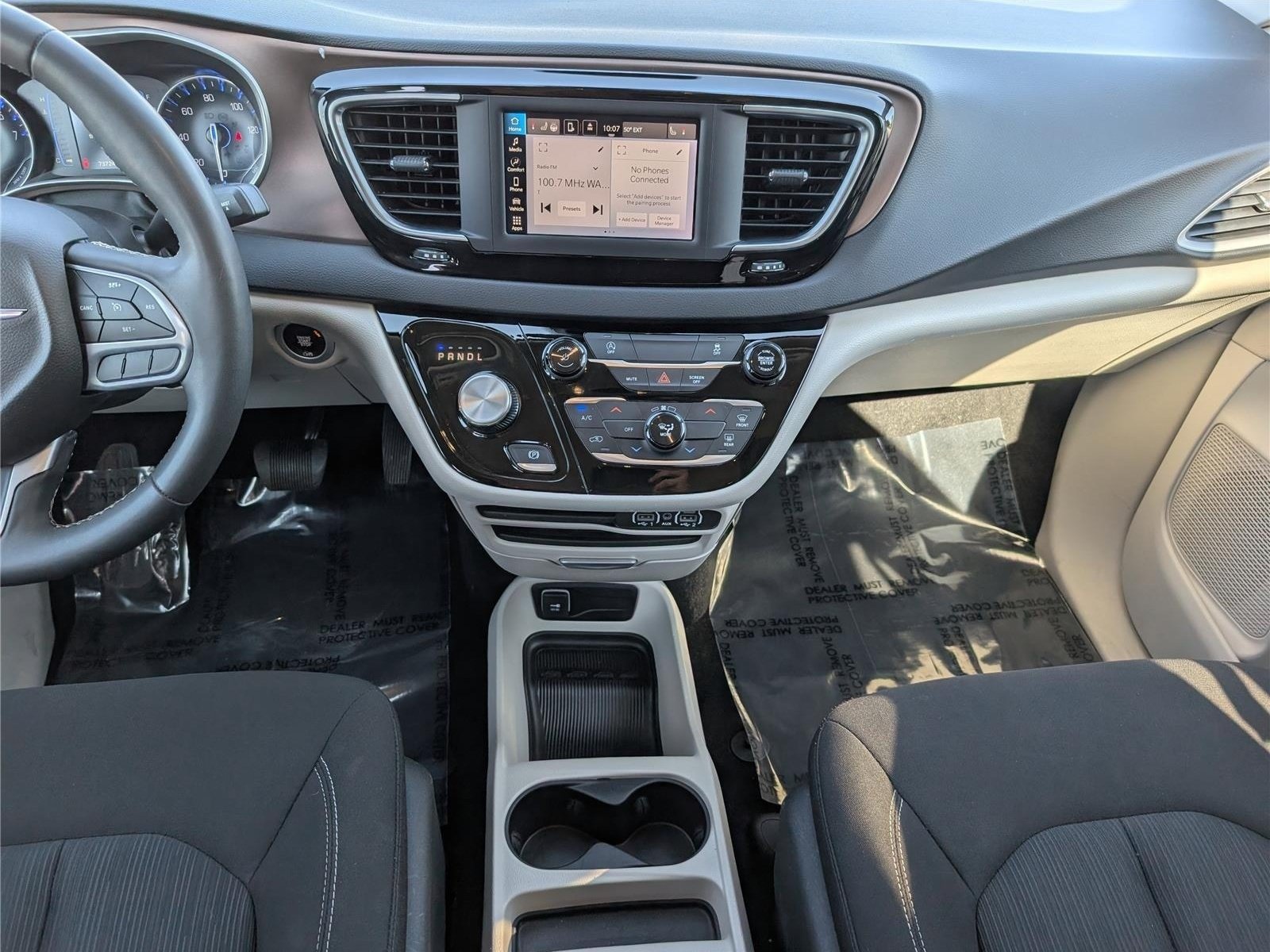 Used 2023 Chrysler Voyager LX FWD image 19