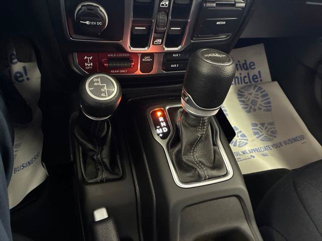 Certified 2025 Jeep Gladiator Mojave w/ Convenience Group AWD/4WD image 51