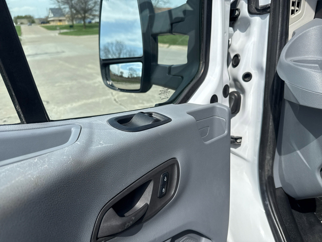 Used 2018 Ford Transit 250 148 Medium Roof w/ Interior Upgrade Package image 18
