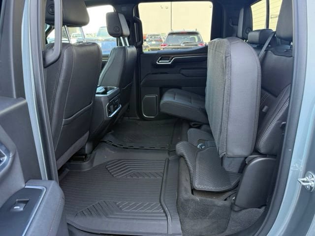 Certified 2026 Chevrolet Silverado 1500 High Country AWD/4WD image 33