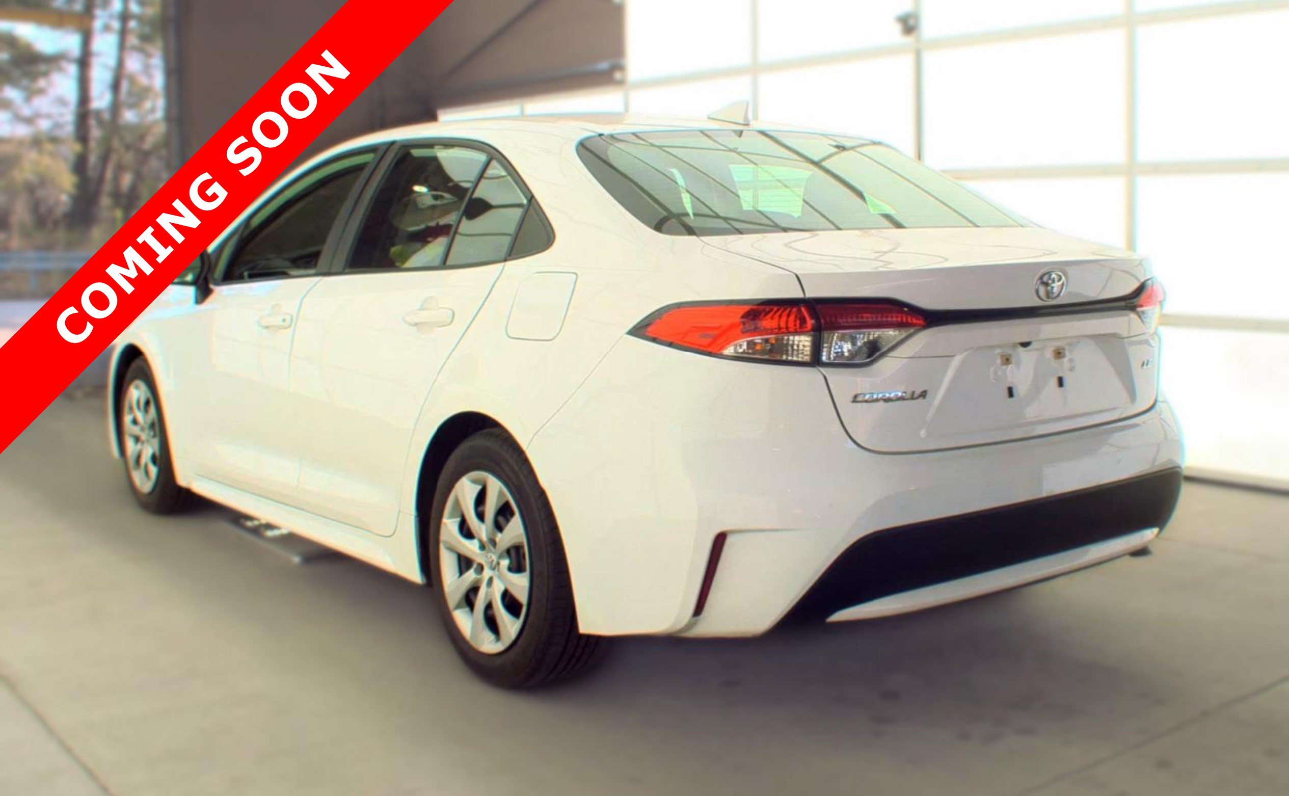 Used 2022 Toyota Corolla LE FWD image 5