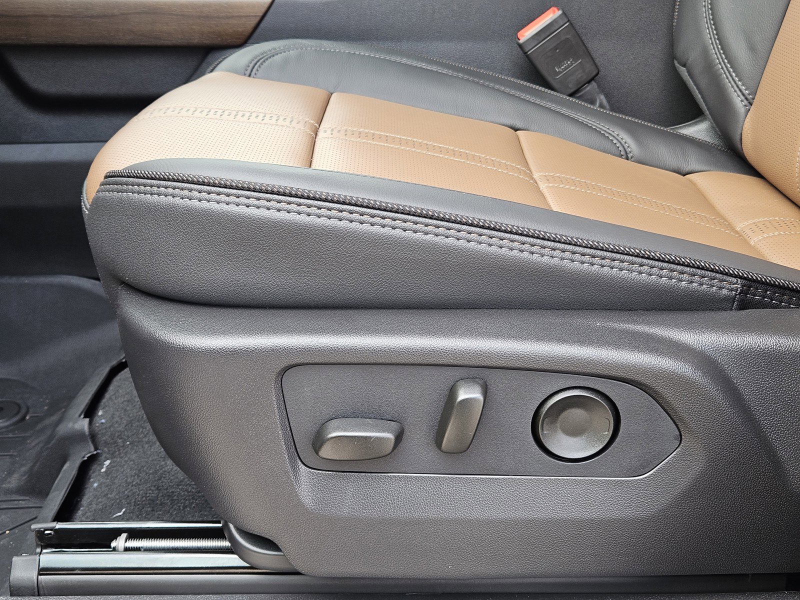 New 2026 Chevrolet Silverado 2500 High Country w/ High Country Premium Package image 17