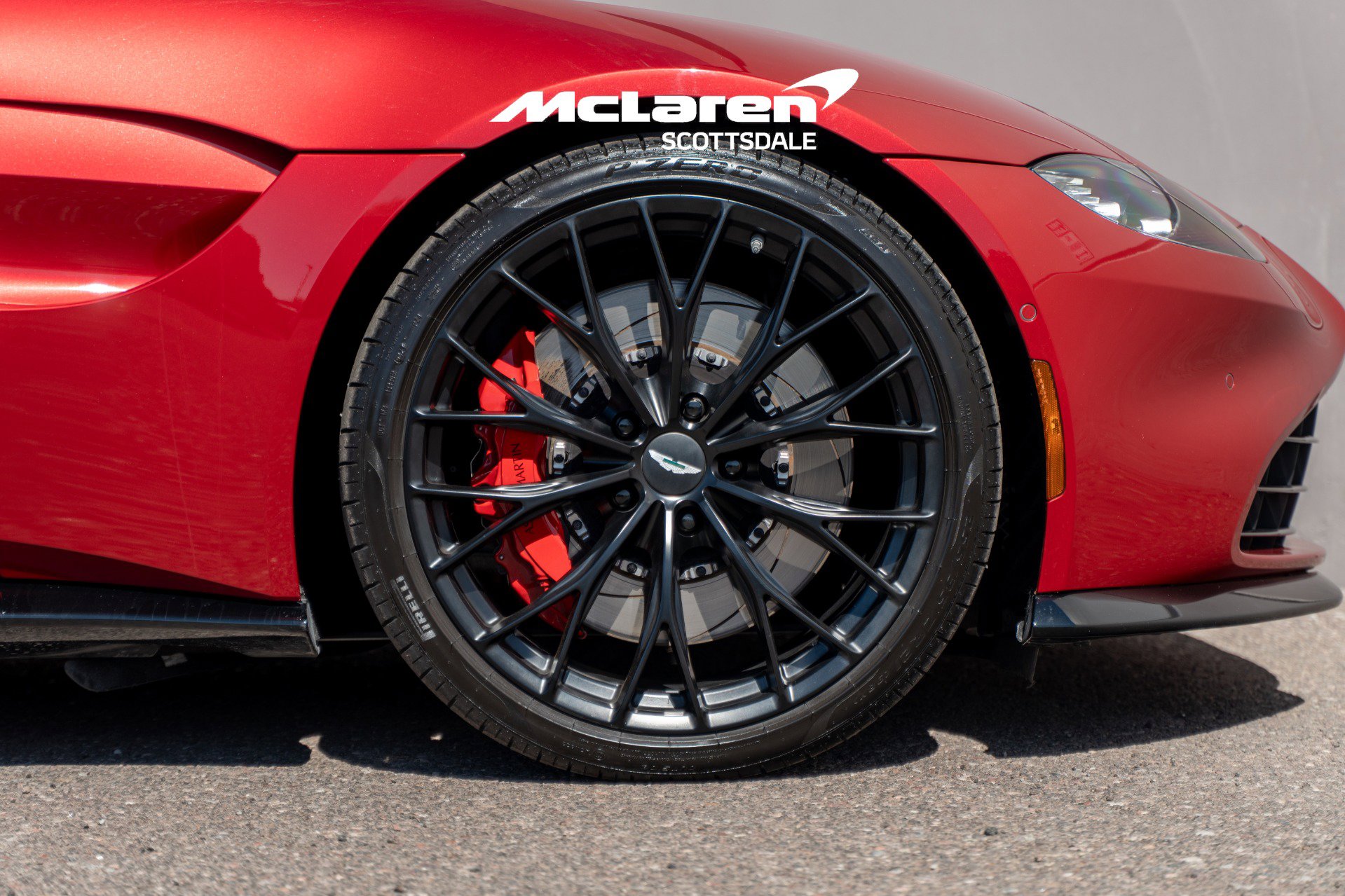 Used 2022 Aston Martin V8 Vantage Roadster image 34