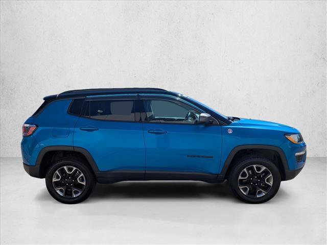 Used 2018 Jeep Compass Trailhawk w/ Leather Interior Group AWD/4WD image 4