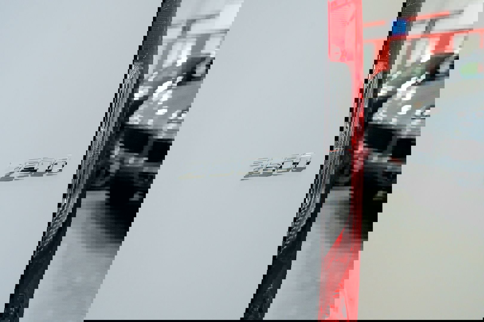 Used 2019 Mercedes-Benz Sprinter 2500 image 10