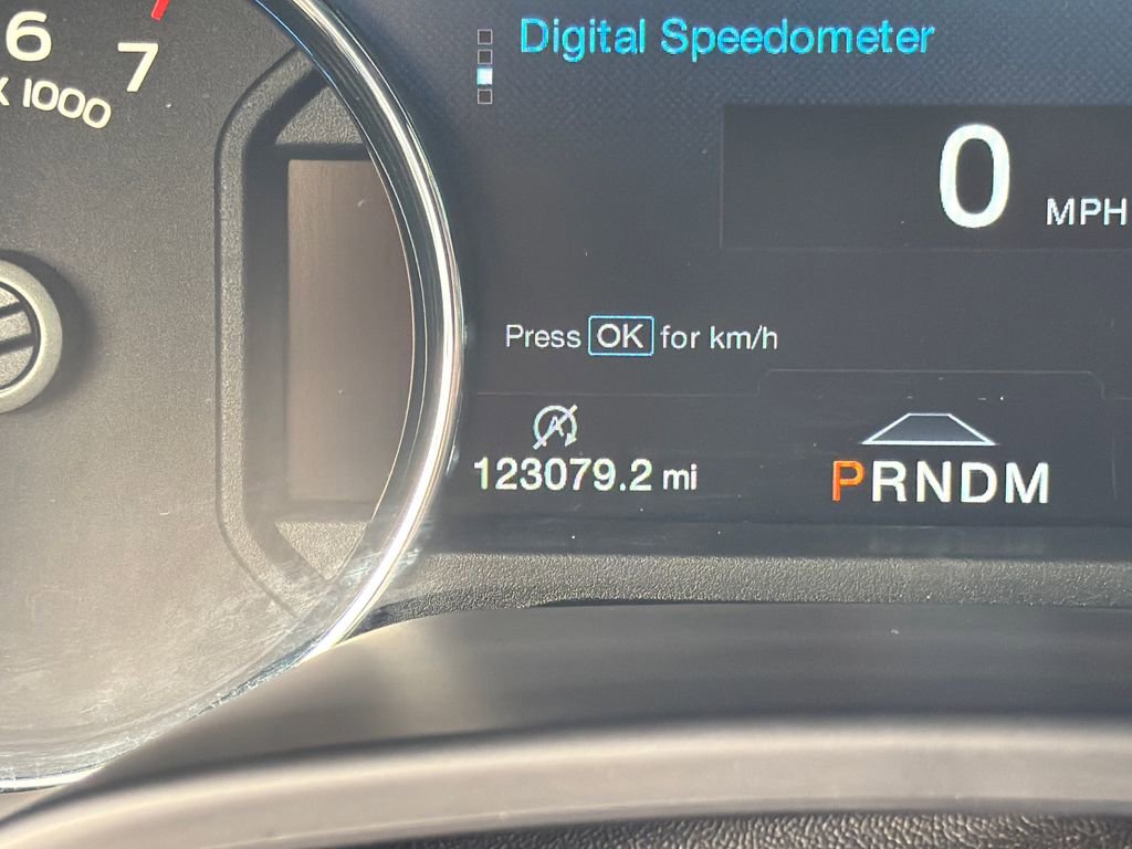 Used 2018 Ford F150 Platinum w/ Equipment Group 701A Luxury image 20