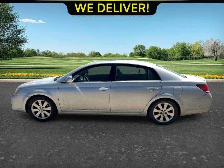Used 2005 Toyota Avalon XL FWD image 1