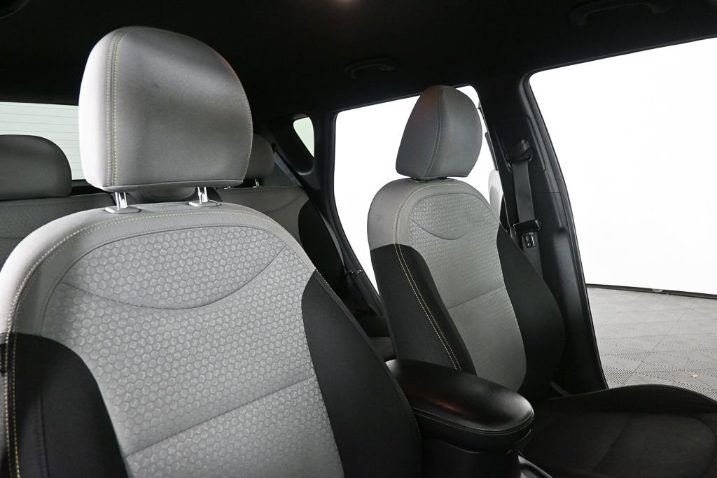 Used 2015 Kia Soul + image 19
