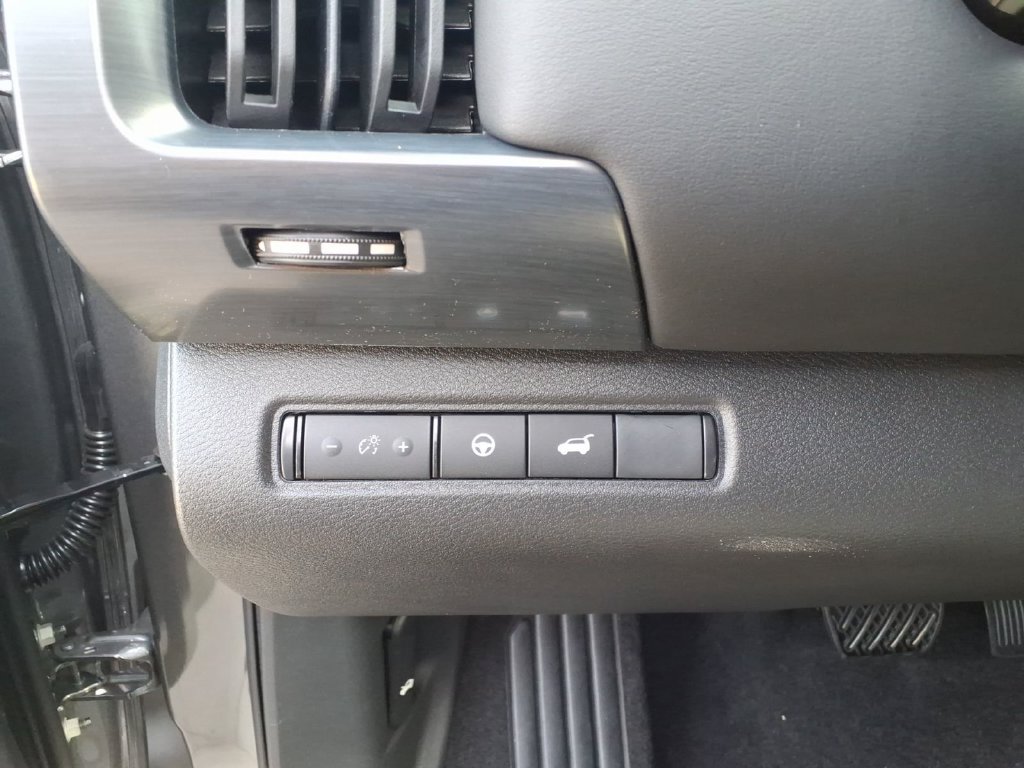 New 2026 Nissan Pathfinder SL AWD/4WD image 21