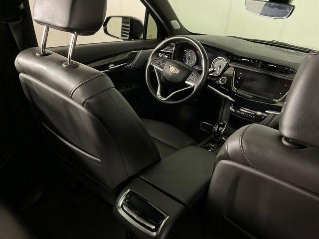 Used 2024 Cadillac XT6 Sport w/ Technology Package AWD/4WD image 29