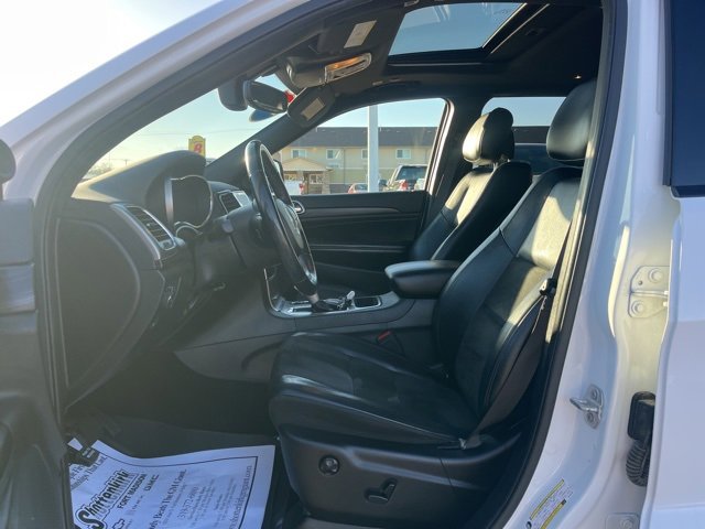 Used 2020 Jeep Grand Cherokee Altitude image 12