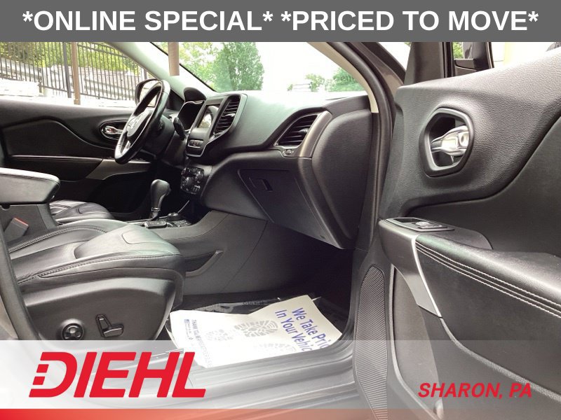 Used 2020 Jeep Cherokee Latitude Lux w/ Trailer Tow Group AWD/4WD image 11