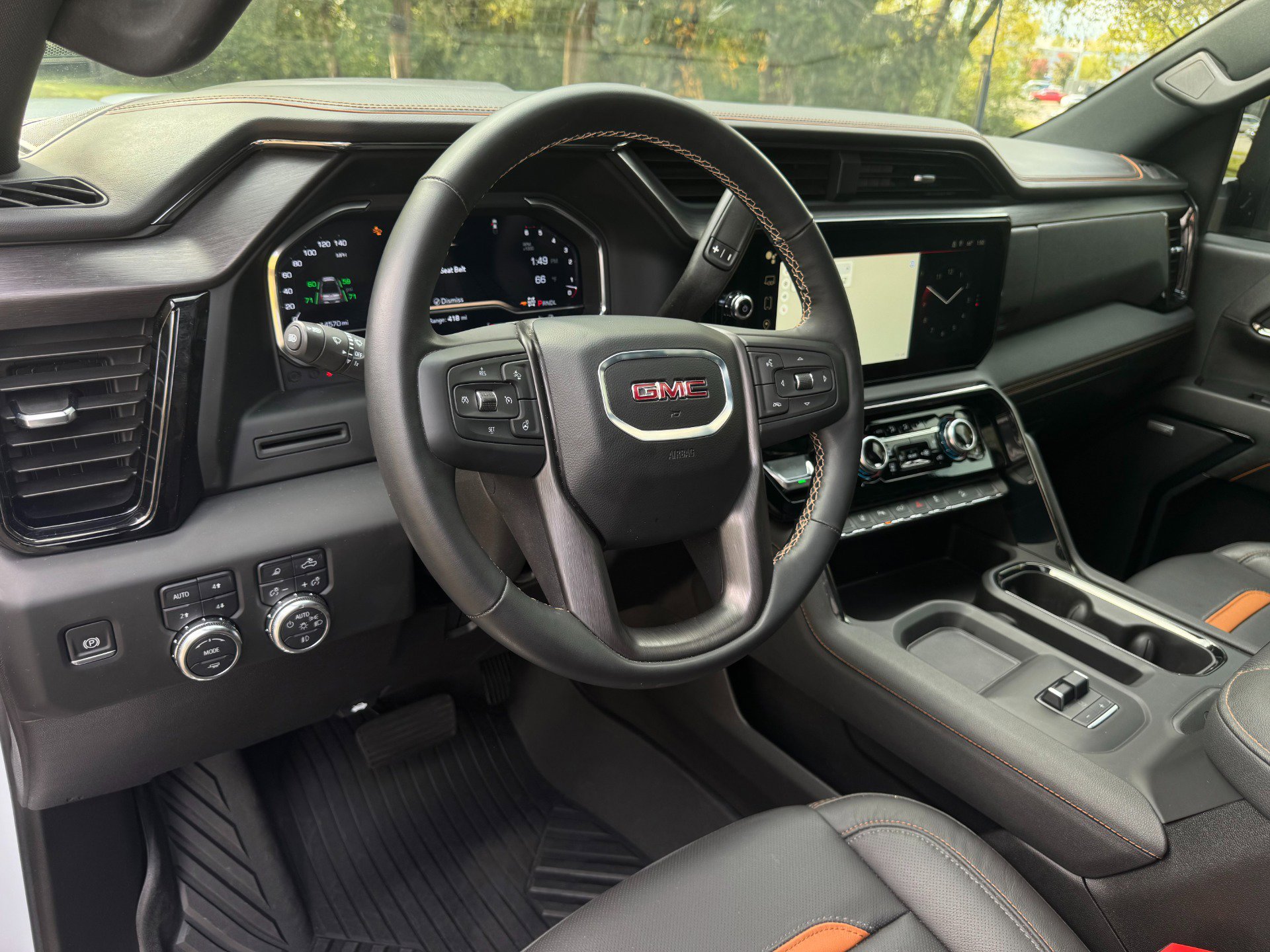 Used 2024 GMC Sierra 2500 AT4 w/ AT4 Preferred Package image 16