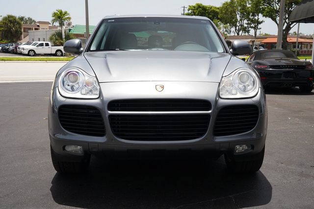 Used 2005 Porsche Cayenne Turbo AWD/4WD image 21