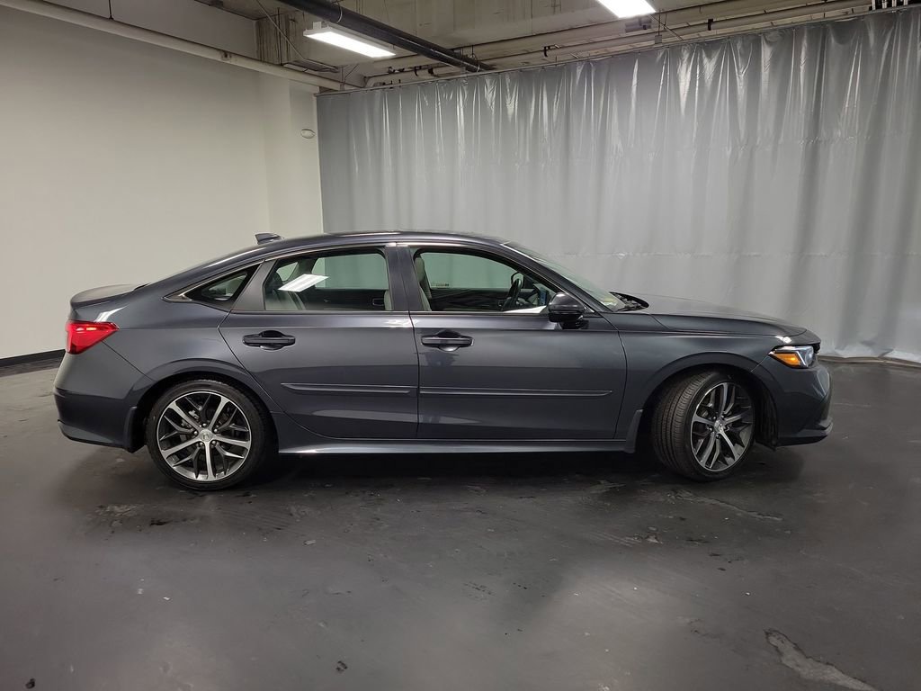 Used 2024 Honda Civic Touring image 9