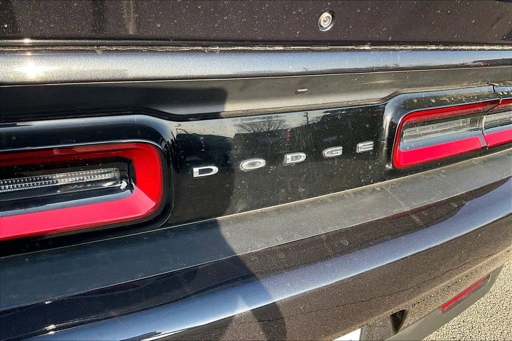 Used 2017 Dodge Challenger GT w/ Driver Convenience Group image 14