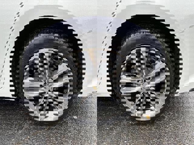 Used 2022 Chevrolet Malibu LT image 27