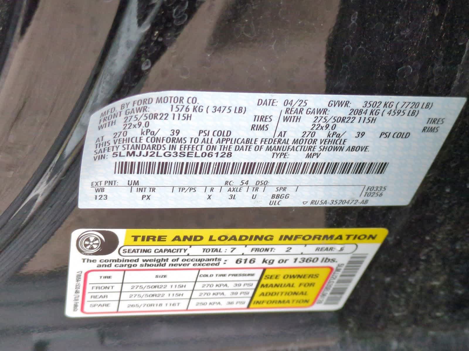 Used 2025 Lincoln Navigator Reserve AWD/4WD image 37