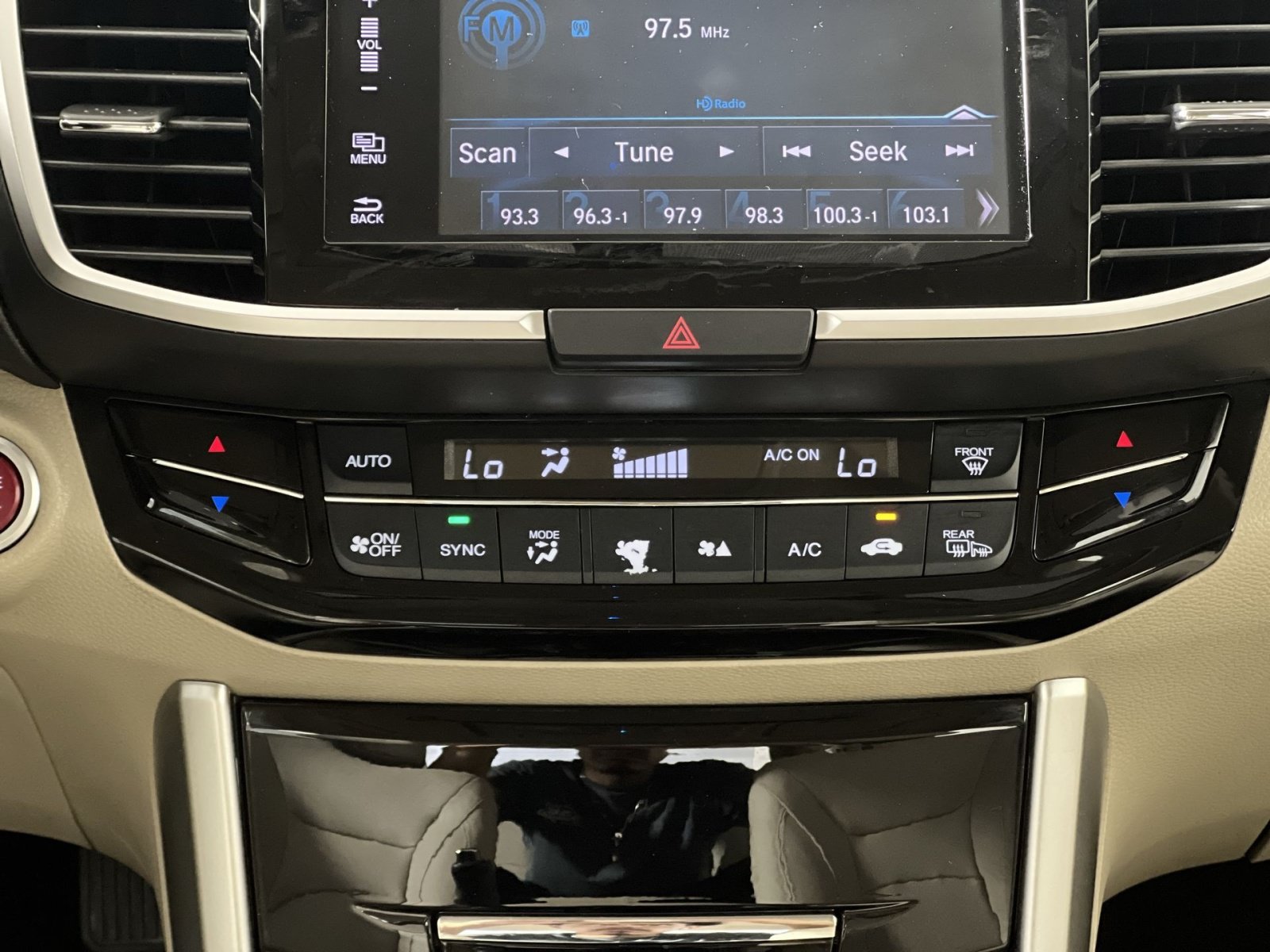 Used 2017 Honda Accord EX-L image 19
