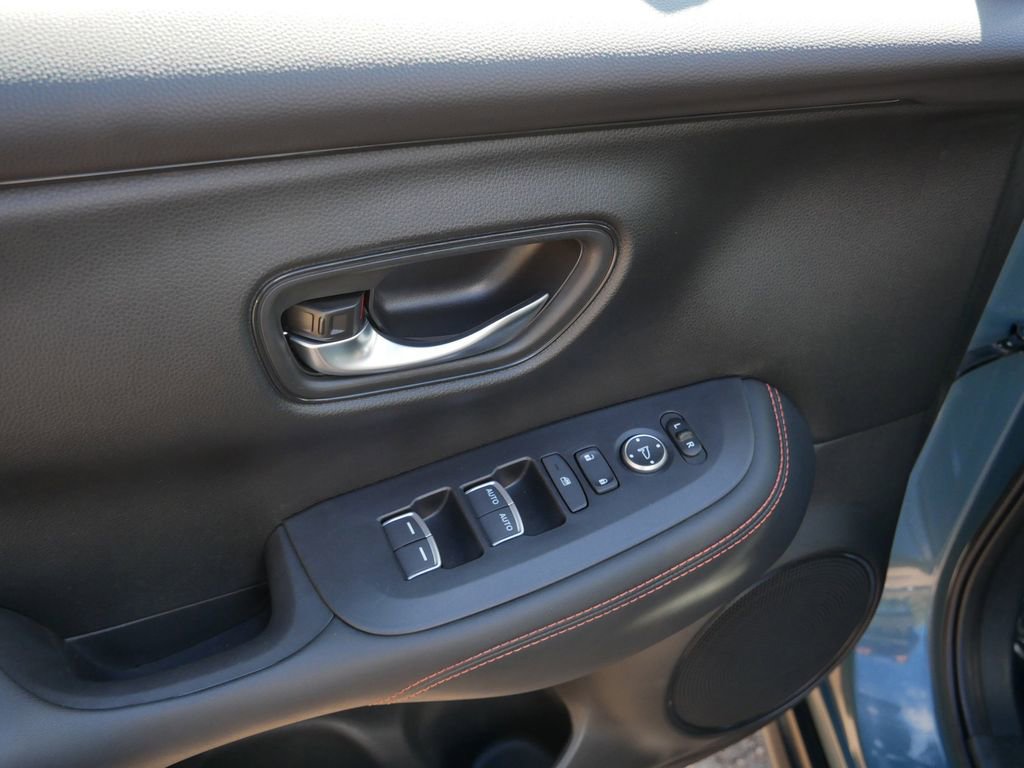 Used 2024 Honda HR-V Sport image 15