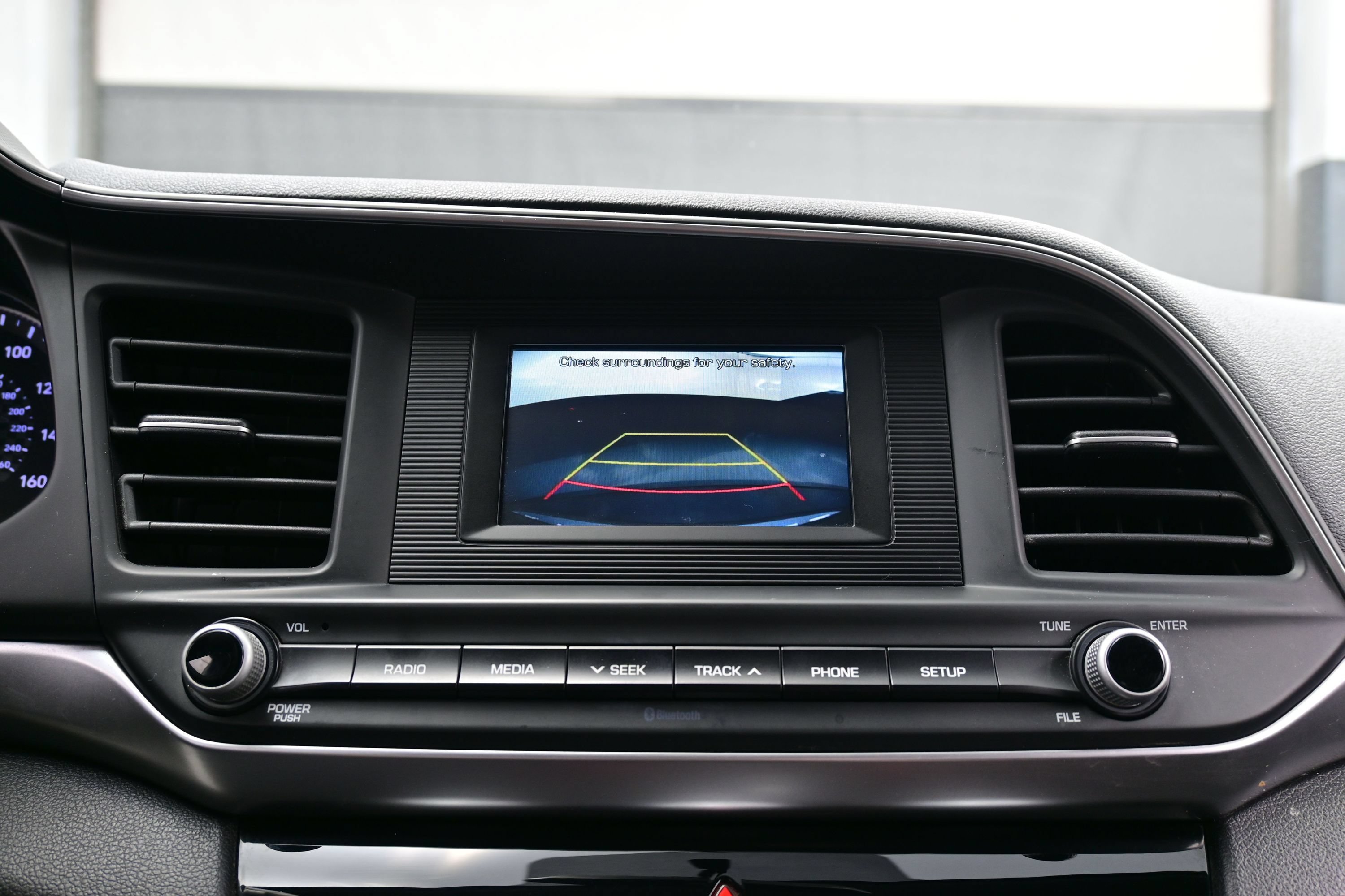 Used 2019 Hyundai Elantra SE w/ Cargo Package FWD image 16