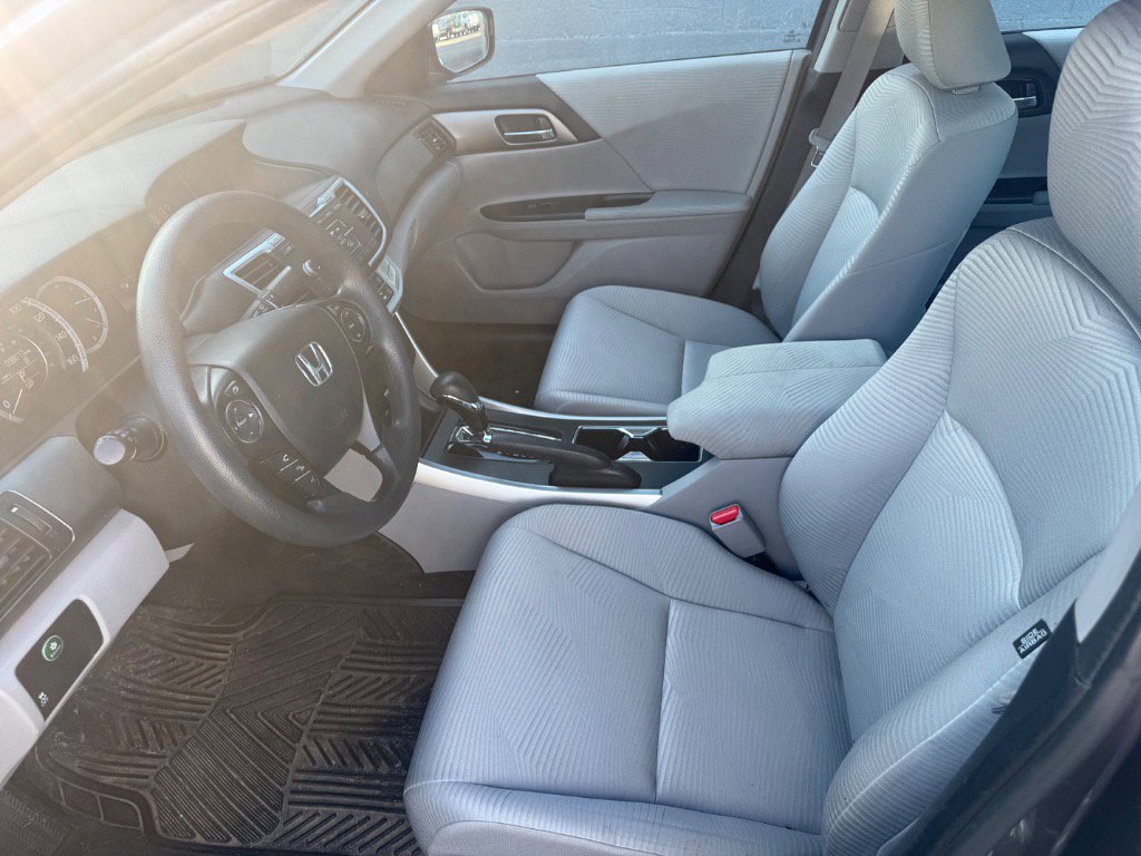 Used 2015 Honda Accord LX image 13