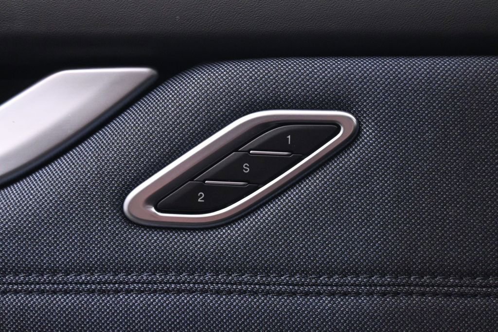 Used 2022 Maserati Levante GT AWD/4WD image 45