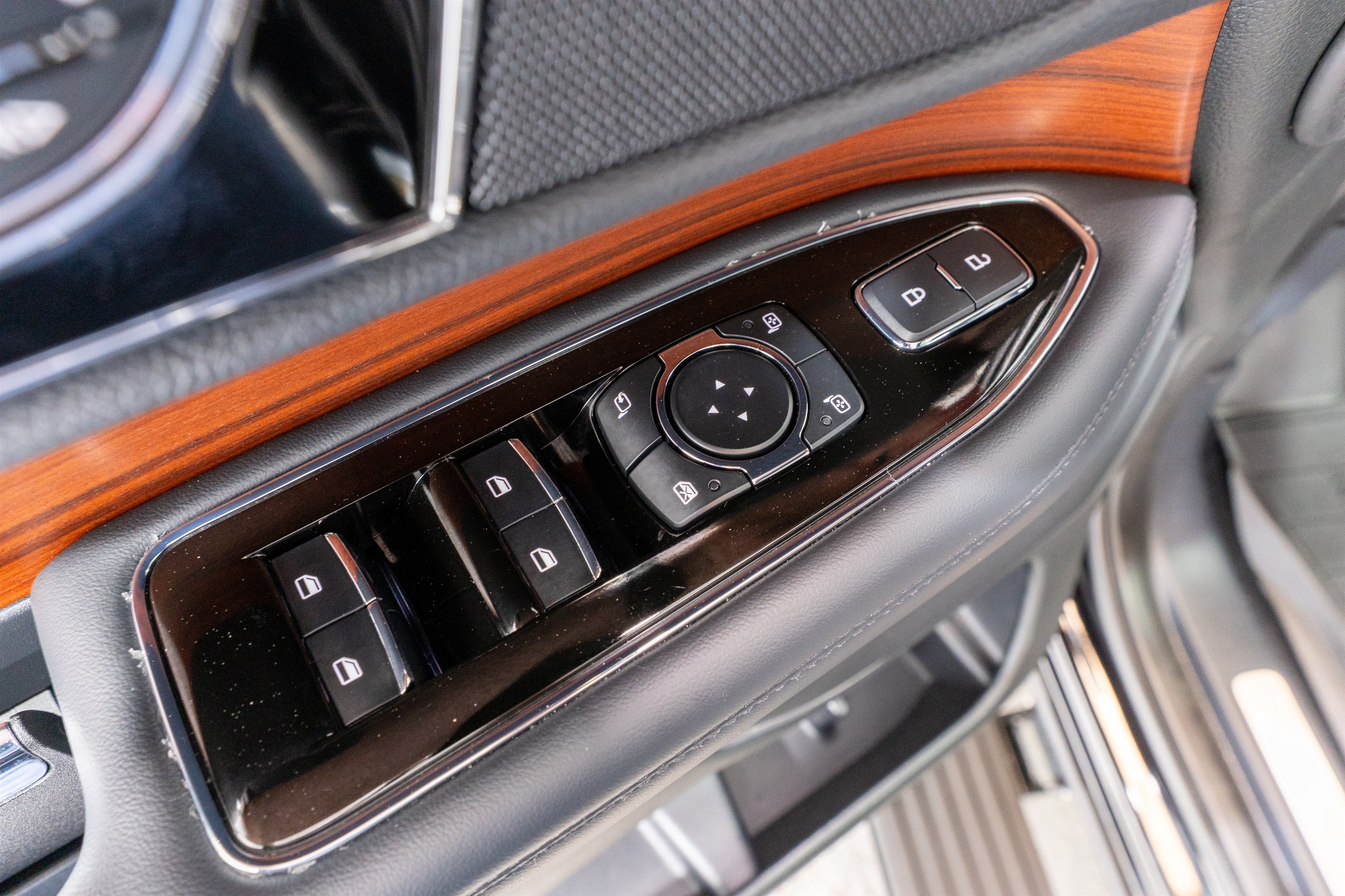 Used 2024 Lincoln Navigator Reserve AWD/4WD image 16