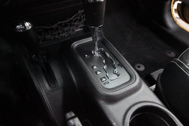 Used 2014 Jeep Wrangler Sport AWD/4WD image 18