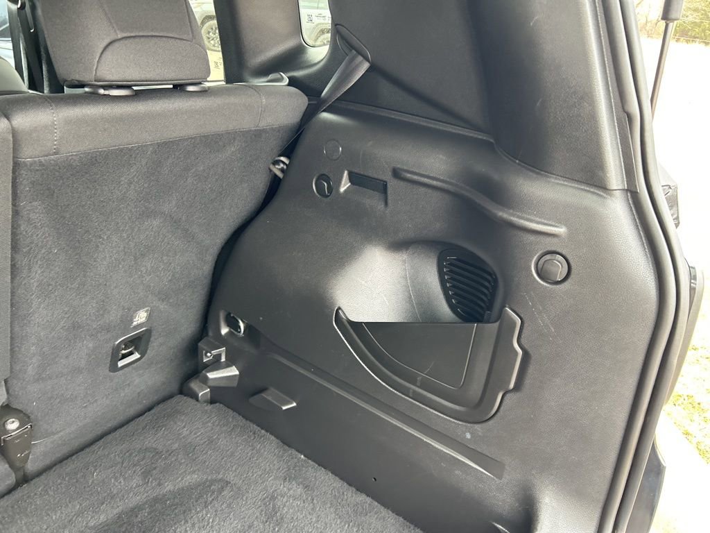 Used 2020 Jeep Renegade Altitude image 26