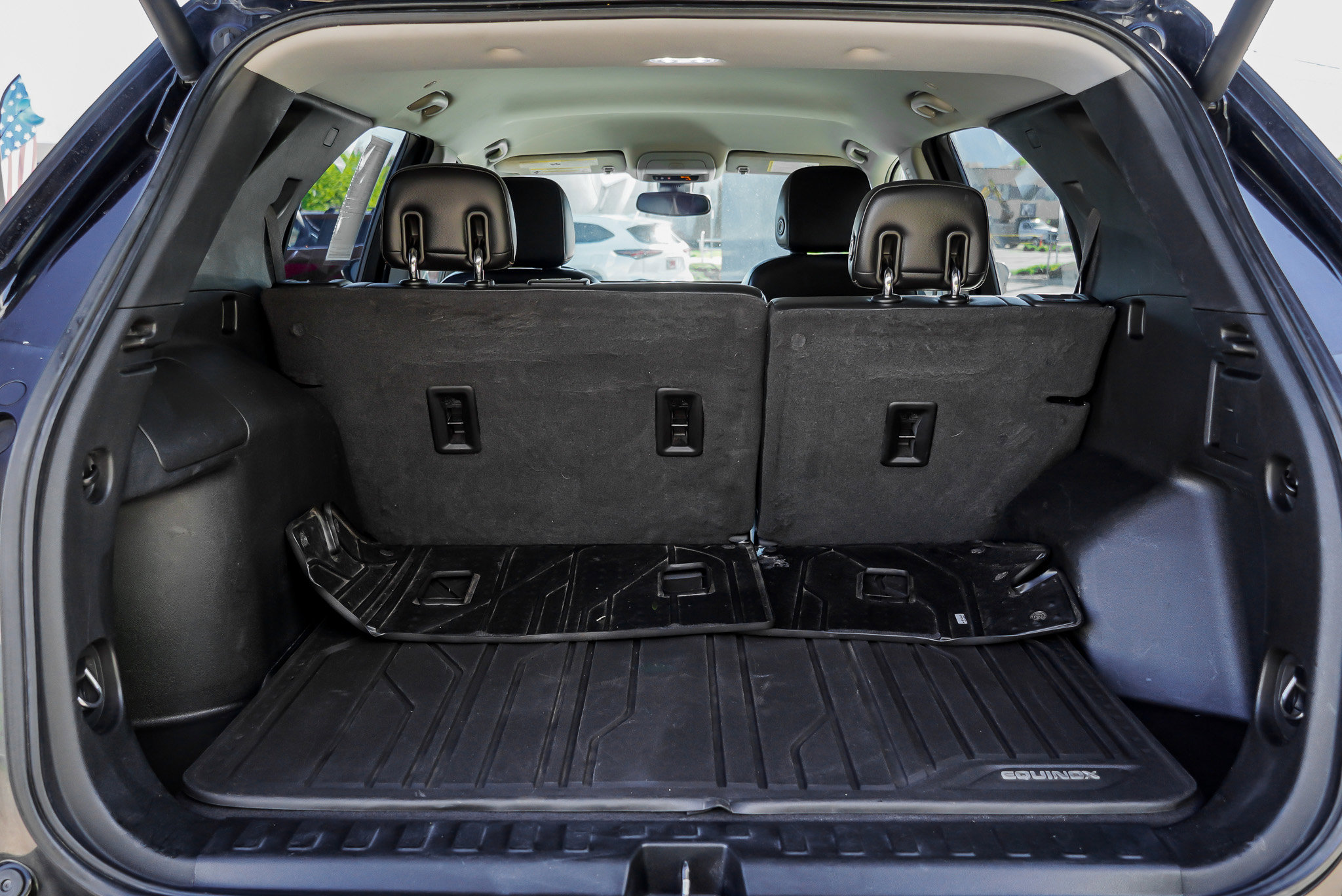 Used 2020 Chevrolet Equinox Premier w/ Premier Redline Edition image 14