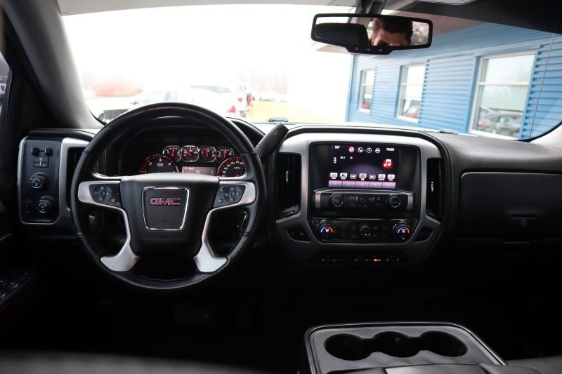 Used 2016 GMC Sierra 1500 SLT w/ SLT Premium Package AWD/4WD image 12