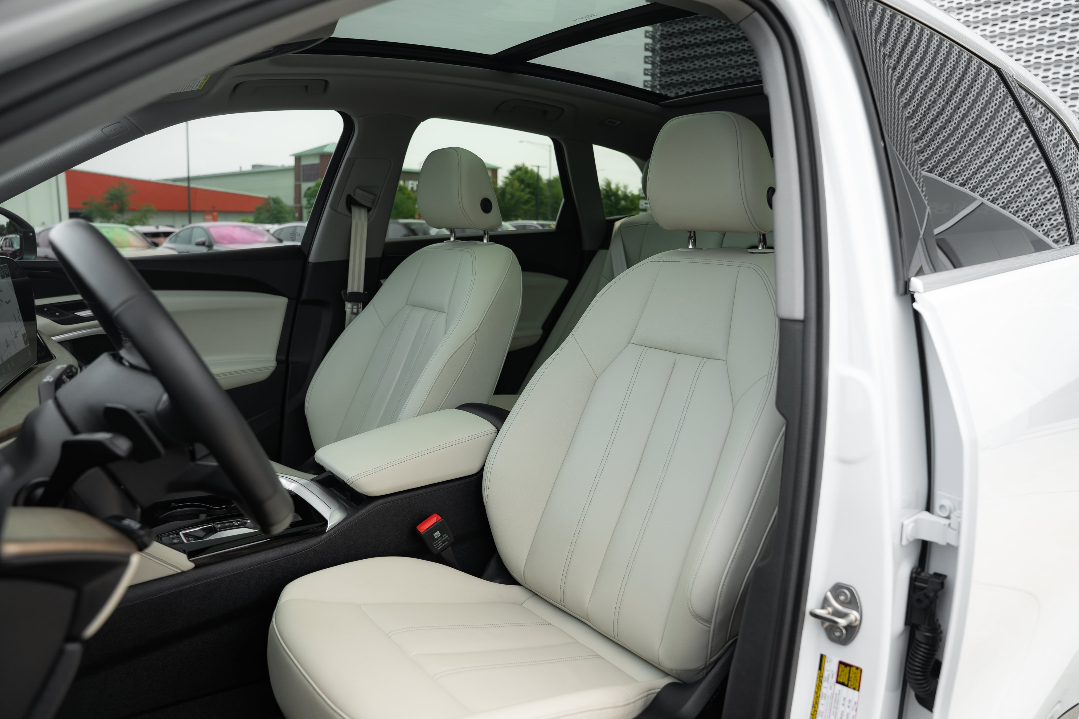 Certified 2025 Audi Q5 Premium AWD/4WD image 18