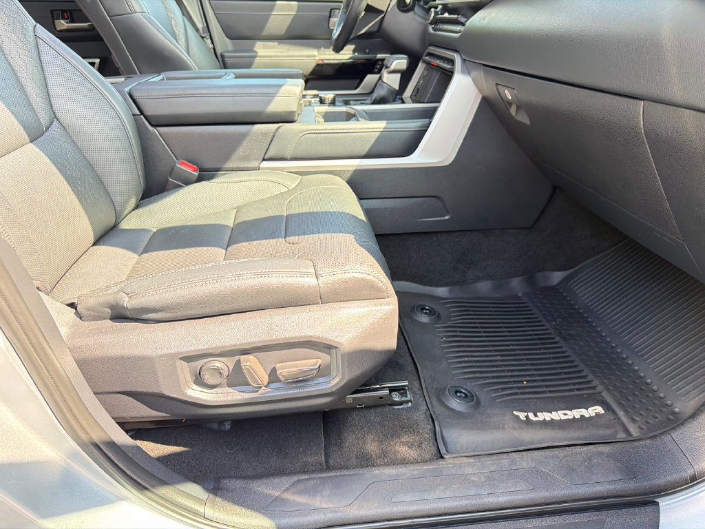 Used 2022 Toyota Tundra Limited AWD/4WD image 17