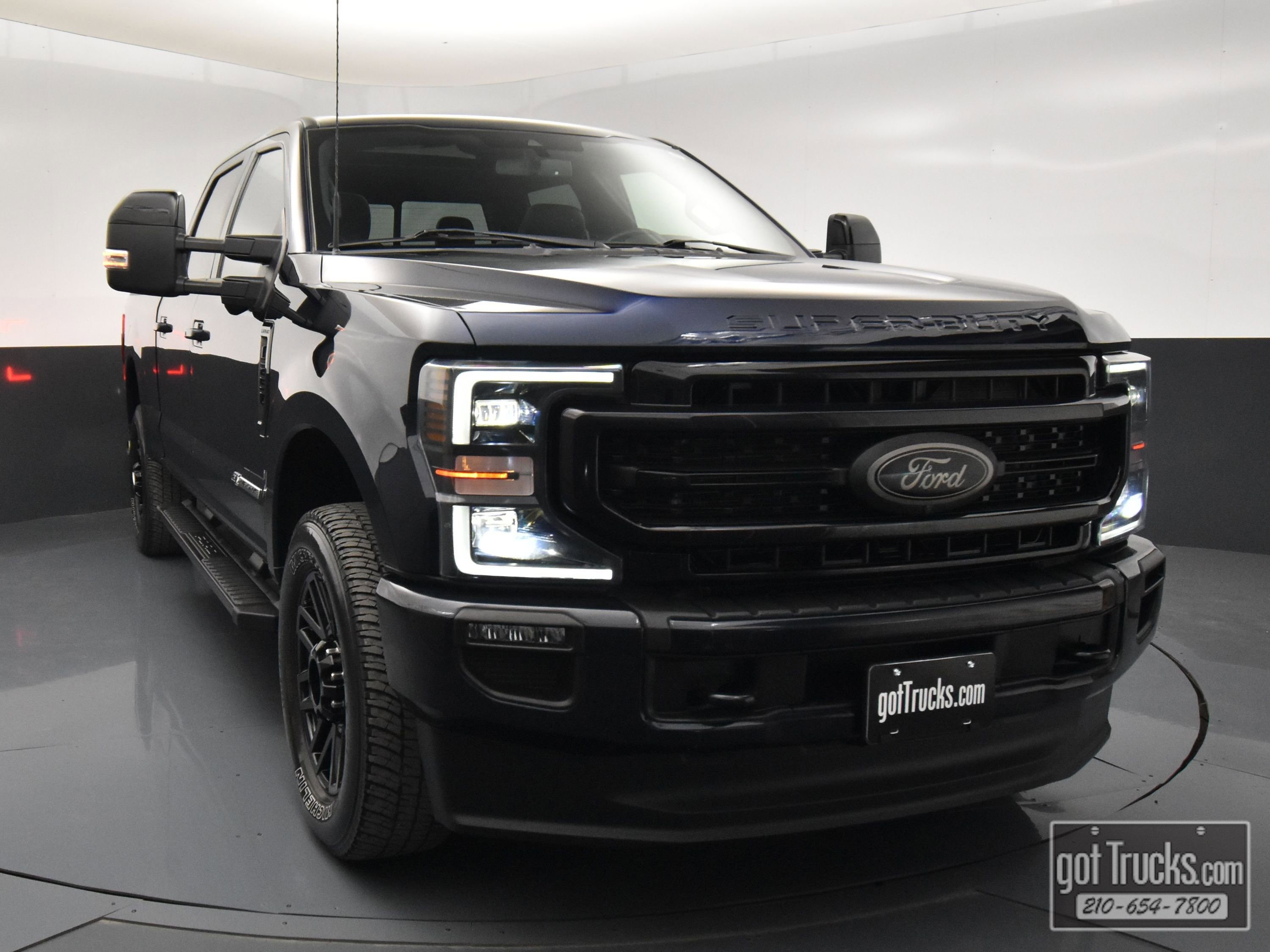 Used 2022 Ford F250 Lariat w/ Black Appearance Package image 51