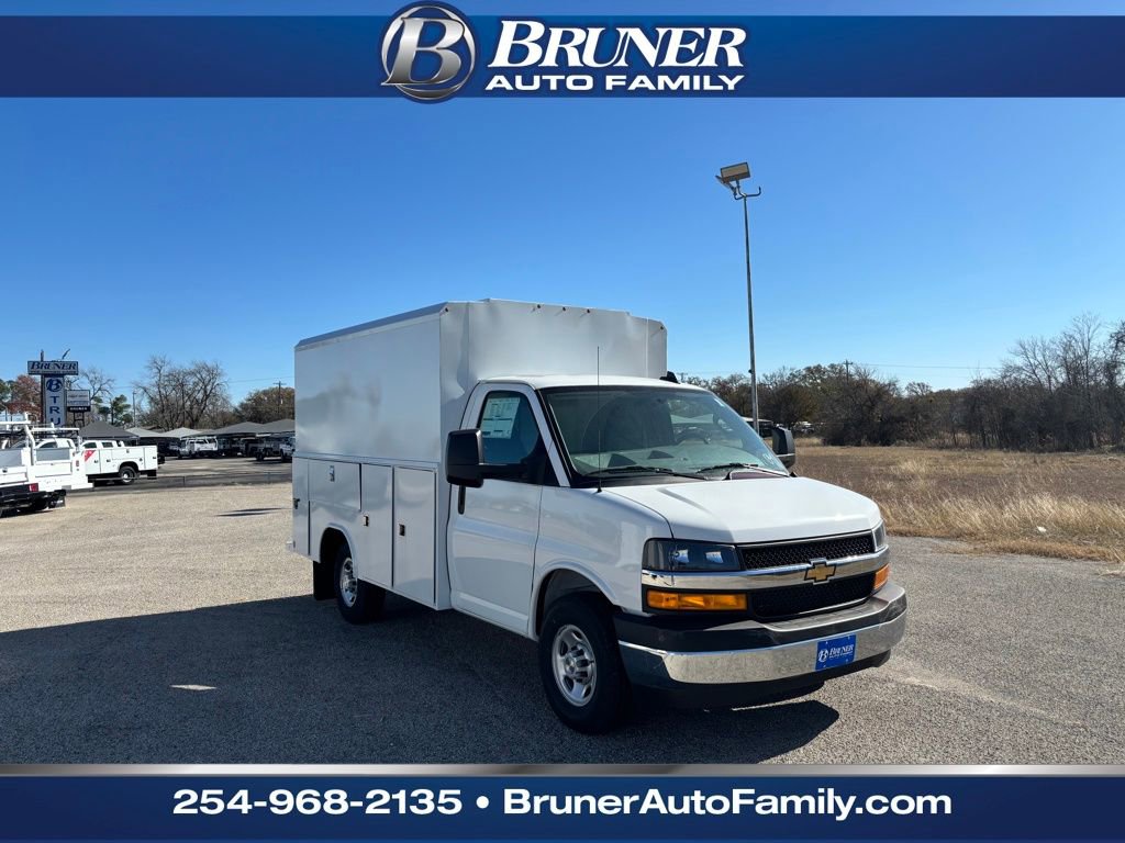 New 2025 Chevrolet Express 3500 w/ Power Convenience Package RWD image 3