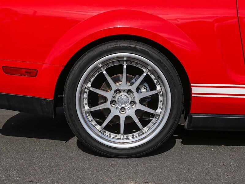 Used 2007 Ford Mustang Shelby GT500 RWD image 13