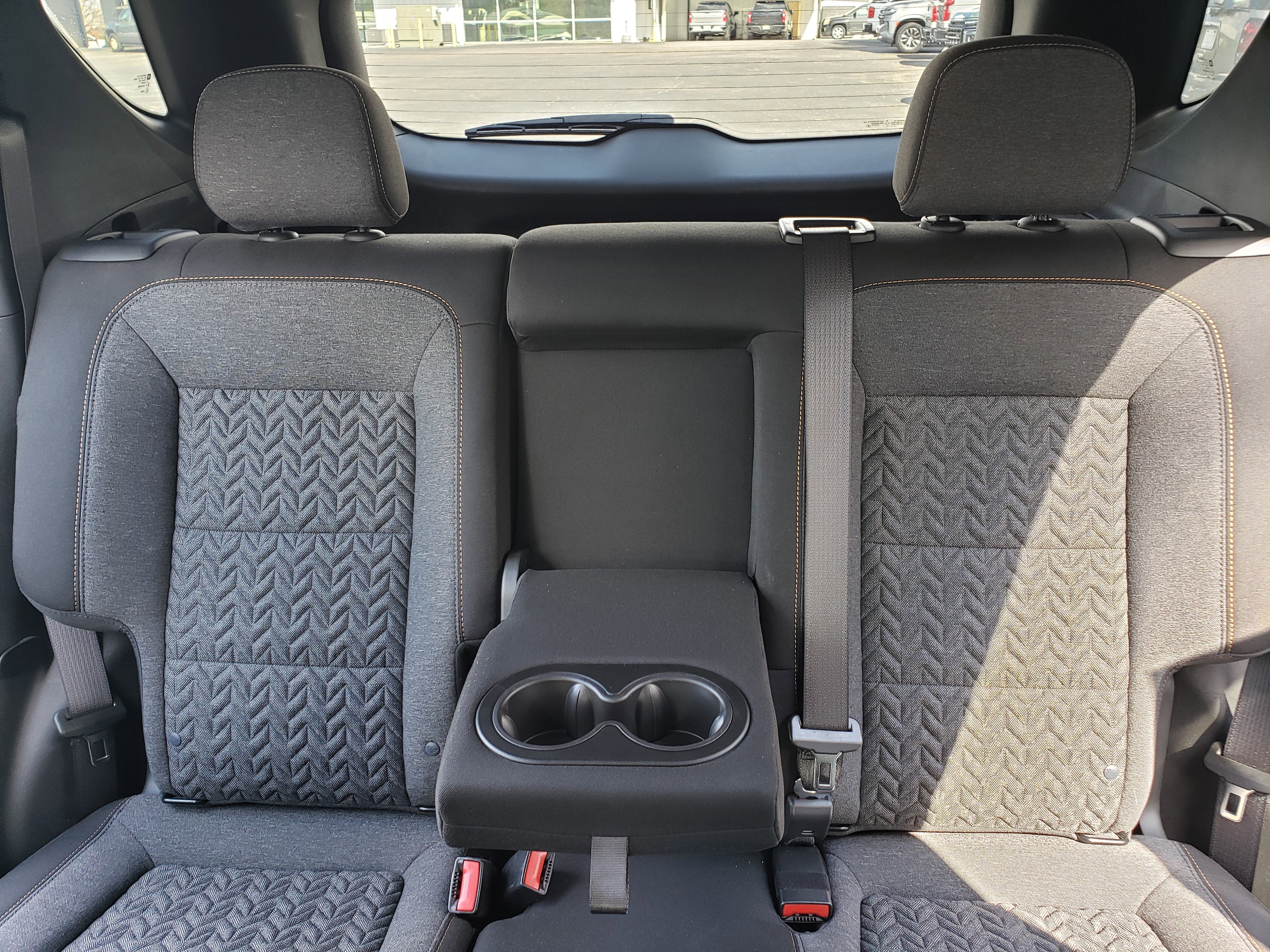 Used 2022 Chevrolet Equinox LT w/ Driver Convenience Package image 27