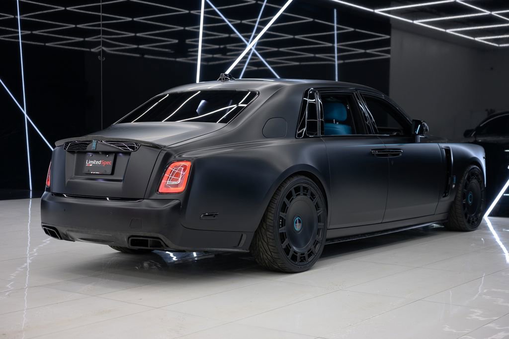Used 2023 Rolls-Royce Phantom Sedan image 18