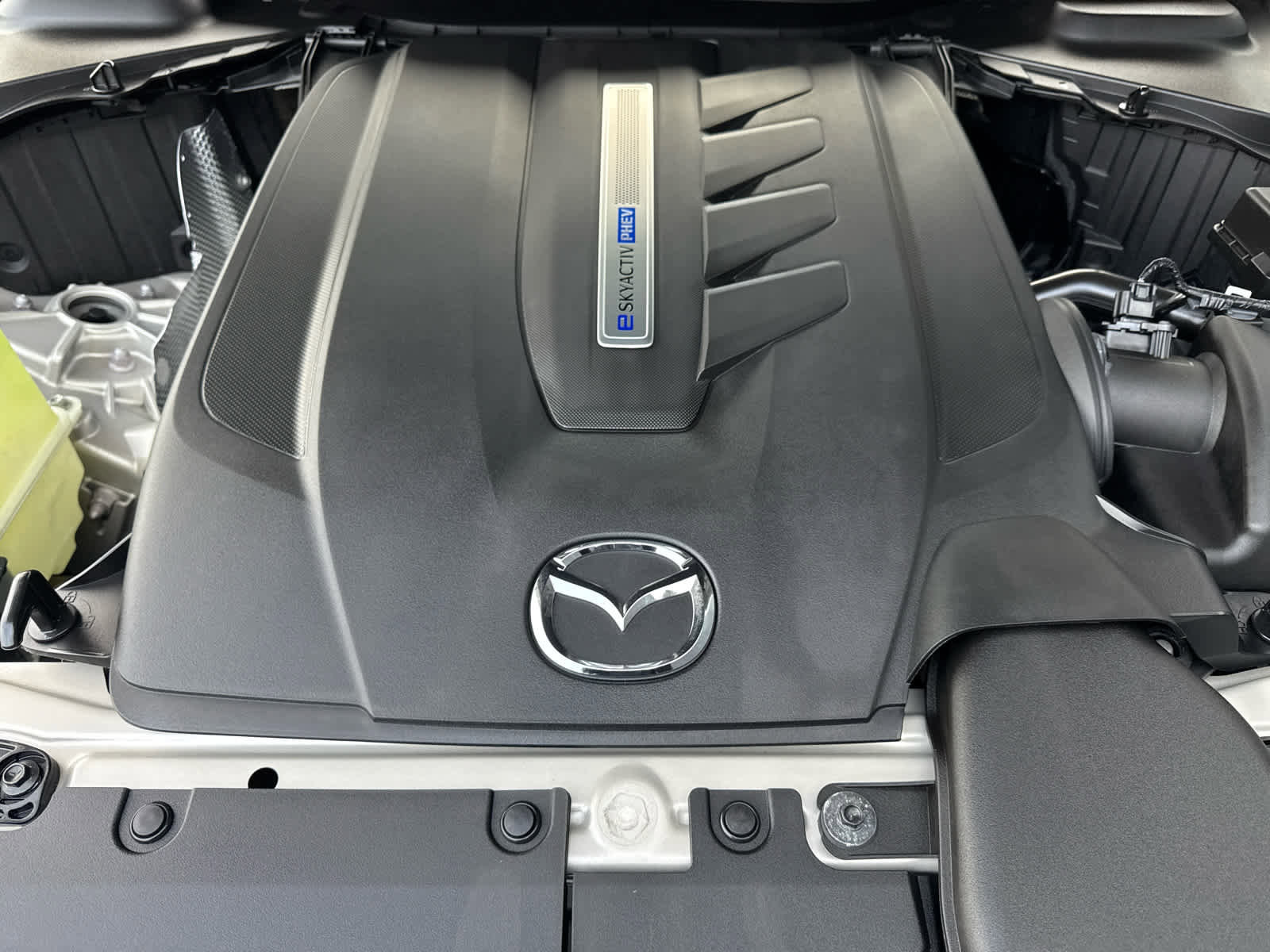 Used 2024 MAZDA CX-90 Plug-In Hybrid w/ Preferred image 22