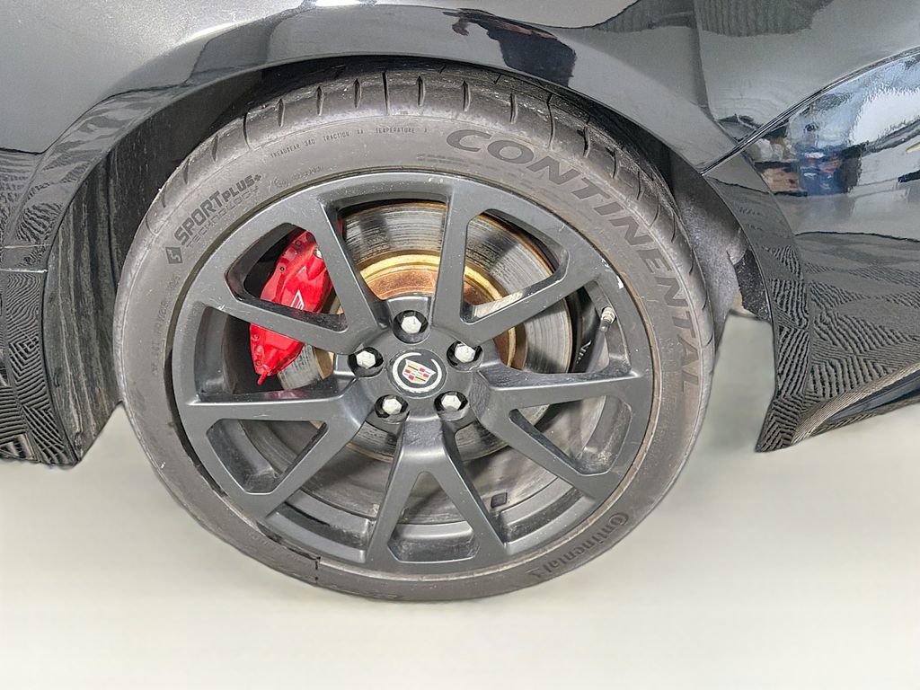 Used 2015 Cadillac CTS V RWD image 35